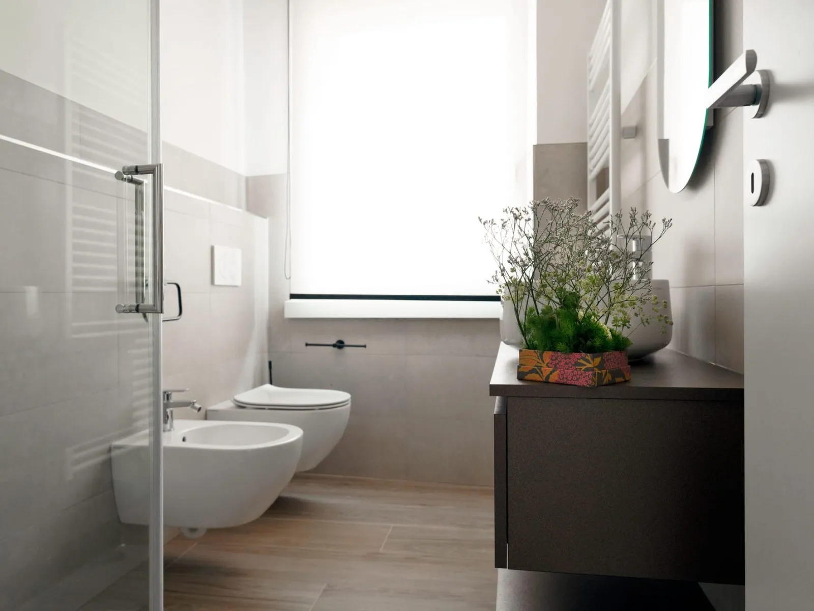 Private bathroom with beige tiles and walk-in shower in the Sweet Room at Ca' Fe Treviso city centre